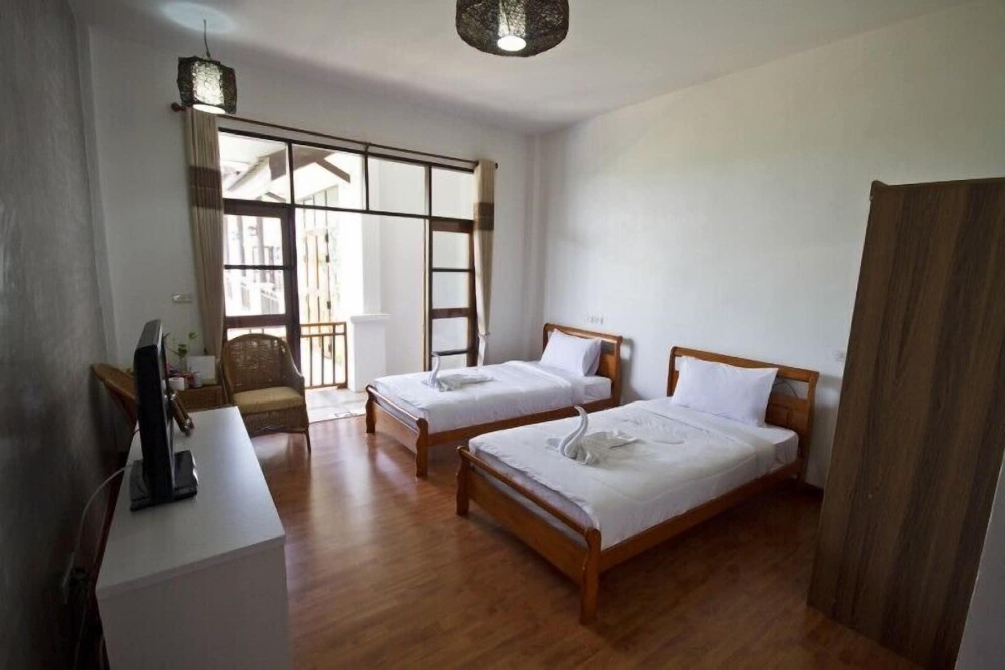 Gin'S Maekhong View Hotel Chiang Saen Ngoại thất bức ảnh