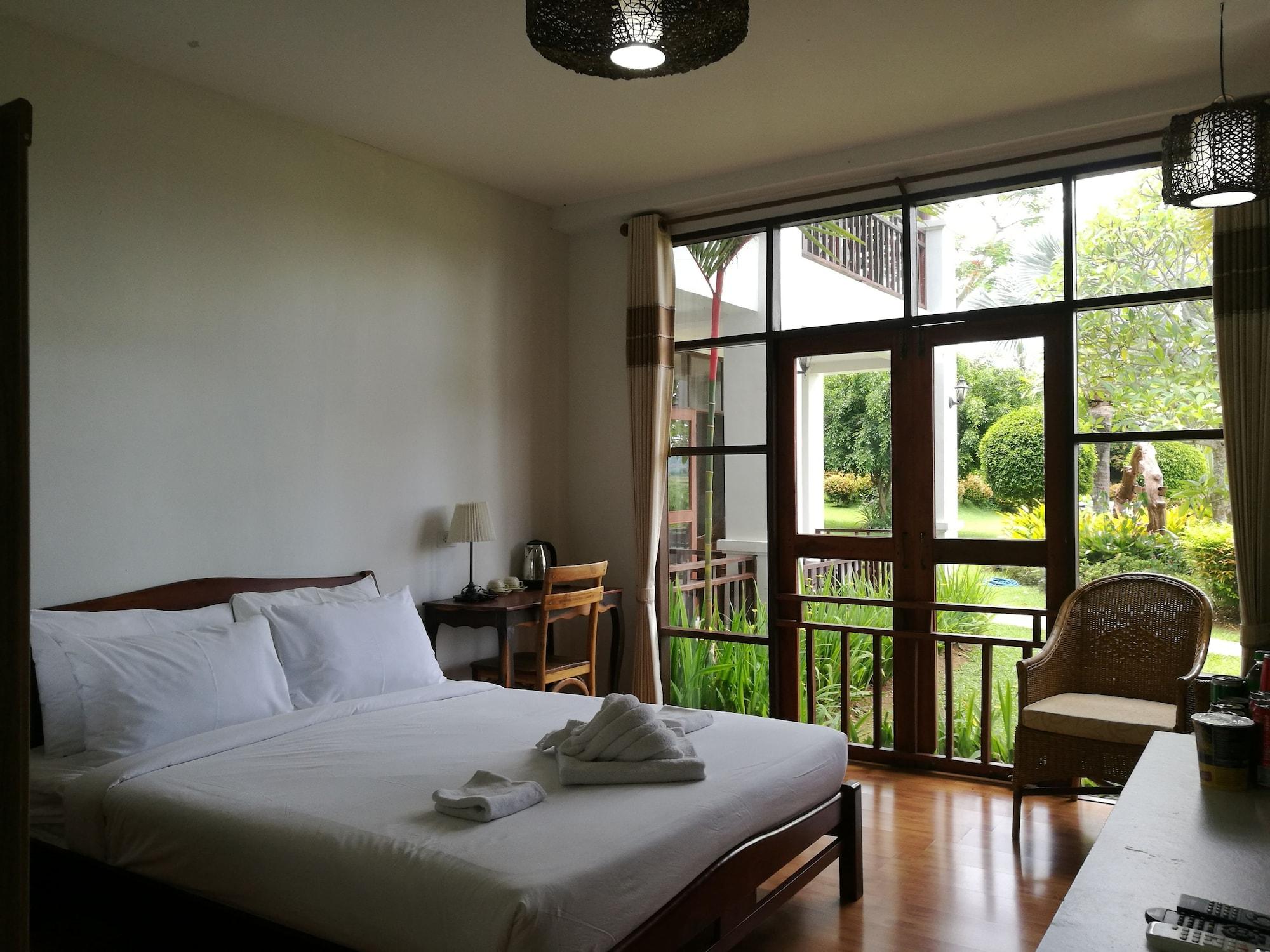 Gin'S Maekhong View Hotel Chiang Saen Ngoại thất bức ảnh