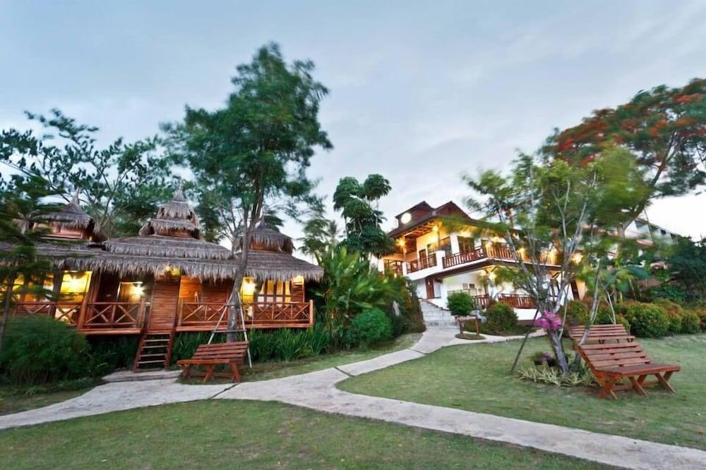 Gin'S Maekhong View Hotel Chiang Saen Ngoại thất bức ảnh