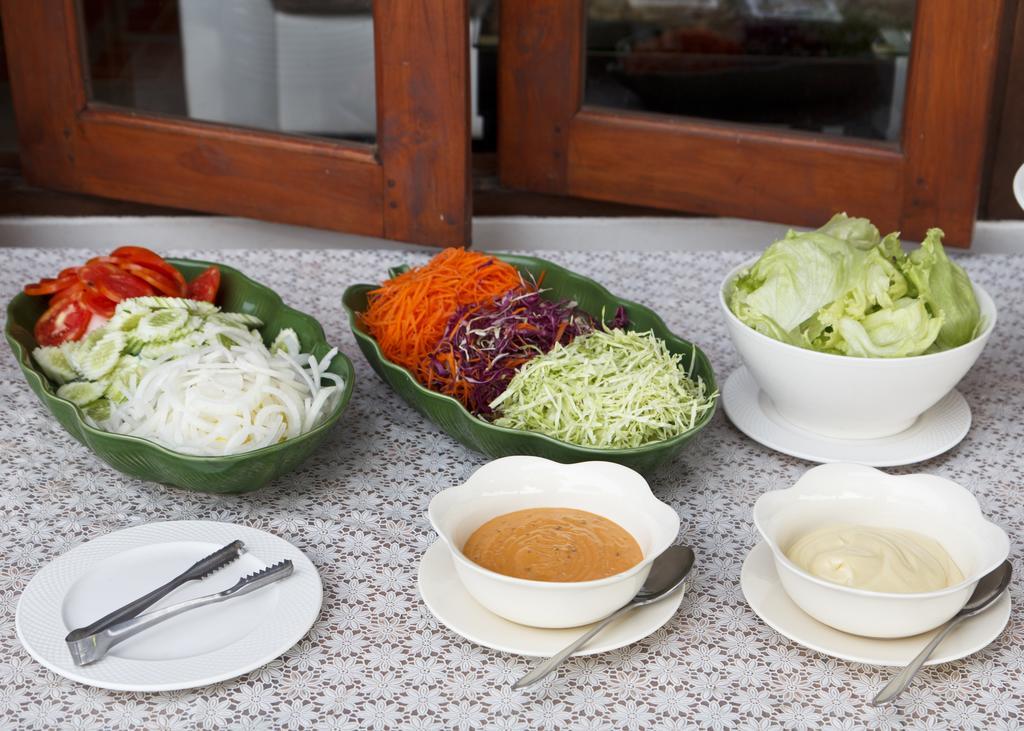 Gin'S Maekhong View Hotel Chiang Saen Ngoại thất bức ảnh